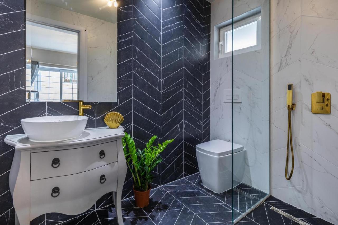 New & Unique Apartment - A 5 Minutes Ferry To Capital City Of Valletta Senglea Ngoại thất bức ảnh